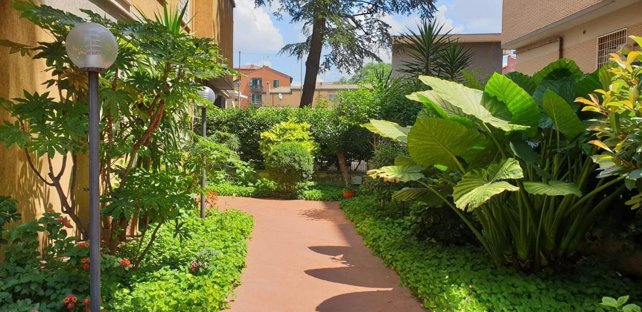 In Terrazza Da Giusy Bed & Breakfast Rome Exterior photo